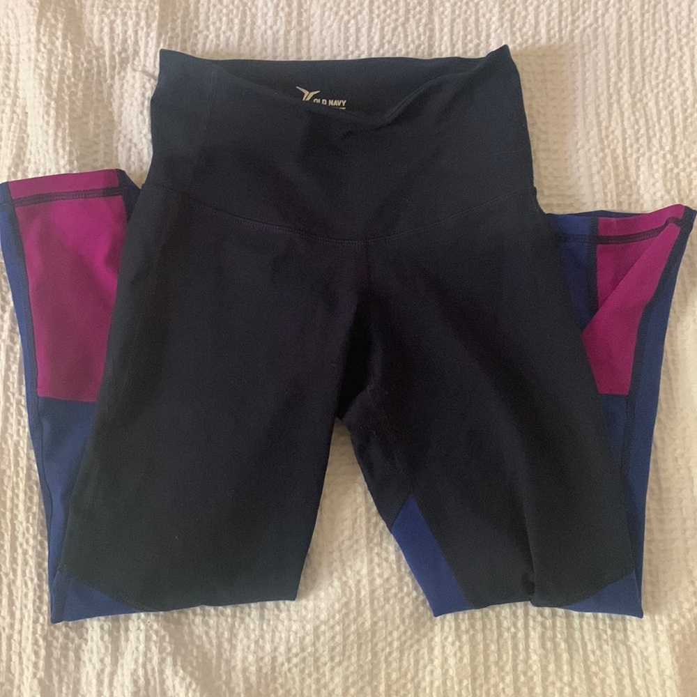 Old navy crop leggings